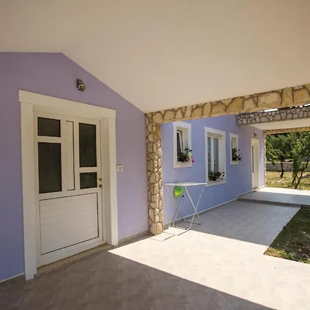 Pet Friendly In Labin With Wifi Strmac