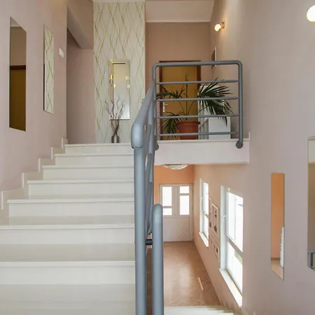 Pet Friendly In Labin With Wifi Strmac