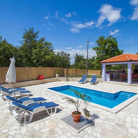 Dom wakacyjny Pet Friendly In Labin With Wifi Strmac